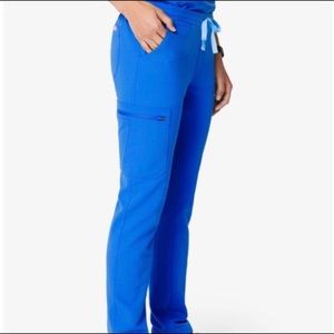 Yola skinny scrub pant M